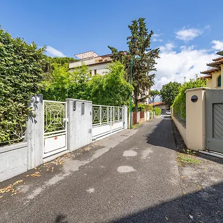 Terrazza Apuana A Few Steps From The Sea - Happy * 포르데데이마르미