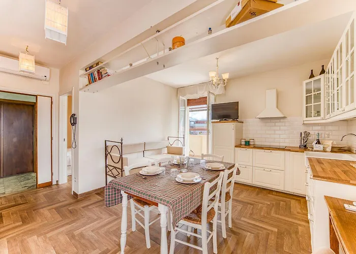 Апартаменты Terrazza Apuana A Few Steps From The Sea - Happy Форте-деи-Марми